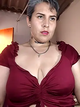دردشة Yessi_rousse الجنسية المباشرة