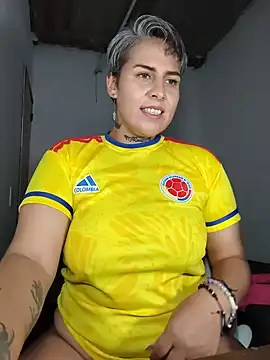 Czat XXX na żywo – Yessi_rousse