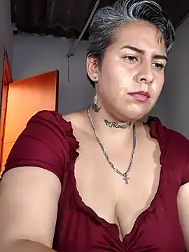 دردشة Yessi_rousse الجنسية المباشرة