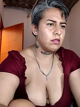 Yessi_rousse's Live XXX Chat