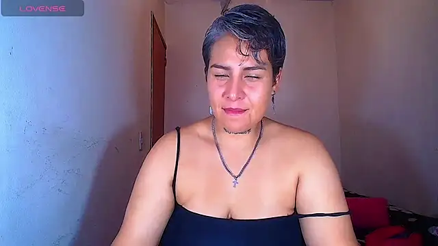 Chat XXX ao vivo de Yessi_rousse