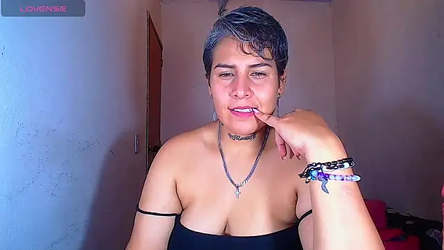 Yessi_rousse Obrolan Langsung XXX