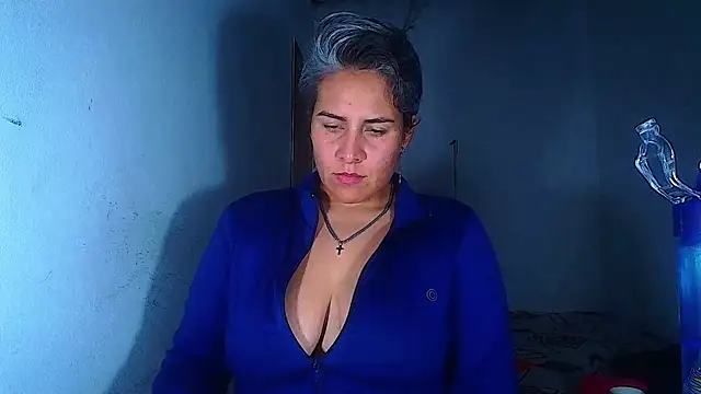 Yessi_rousse – Live XXX-chat