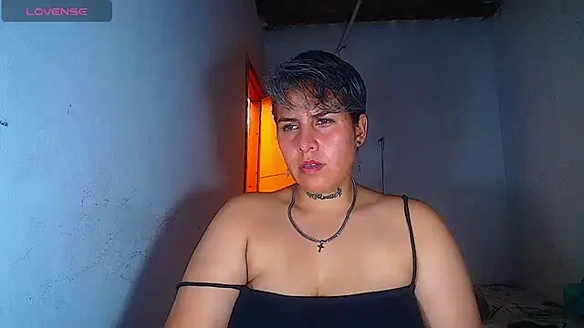 Yessi_rousse's Live XXX Chat