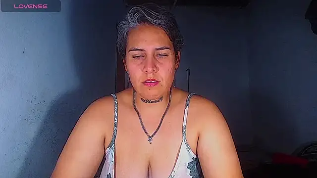 دردشة Yessi_rousse الجنسية المباشرة