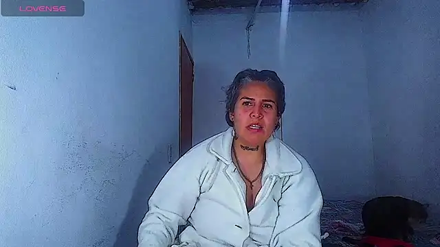 عرض كام Yessi_rousse