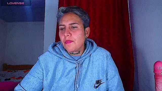 Yessi_rousse: απευθείας συνομιλία ΧΧΧ