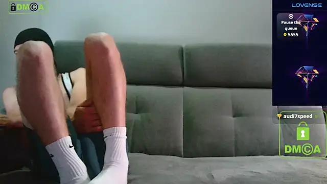 Show modela Lycraboybig na web-kameri