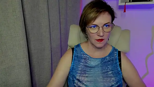 Chatroom XXX en direct de feliziaDesire