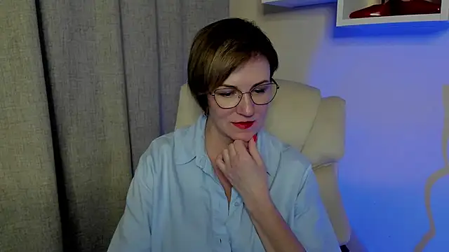 feliziaDesire Chat XXX live