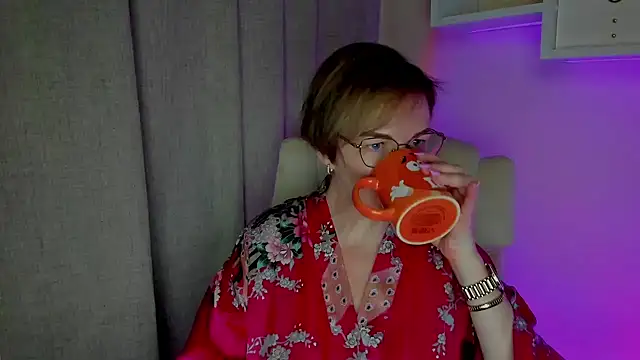 แชท XXX สดของ feliziaDesire