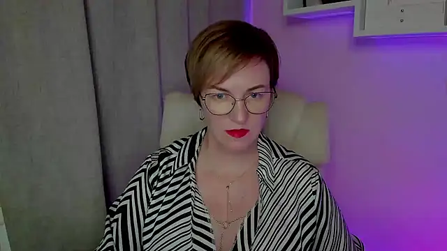 feliziaDesire Obrolan Langsung XXX