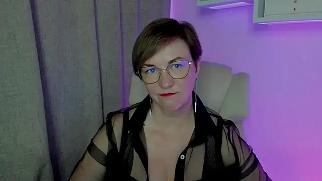 feliziaDesire live XXX chat