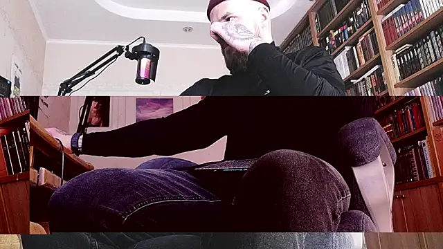 Webkamerová show FindomJason