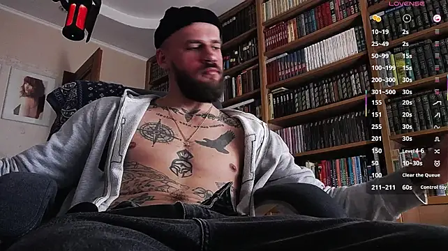 padr3jason: διαδικτυακό σόου στην κάμερα