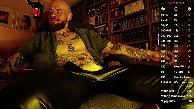 padr3jason: διαδικτυακό σόου στην κάμερα