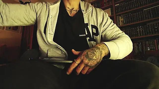 Show modela padr3jason na web-kameri