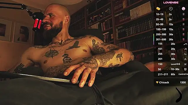Pokazy przed kamerką – padr3jason