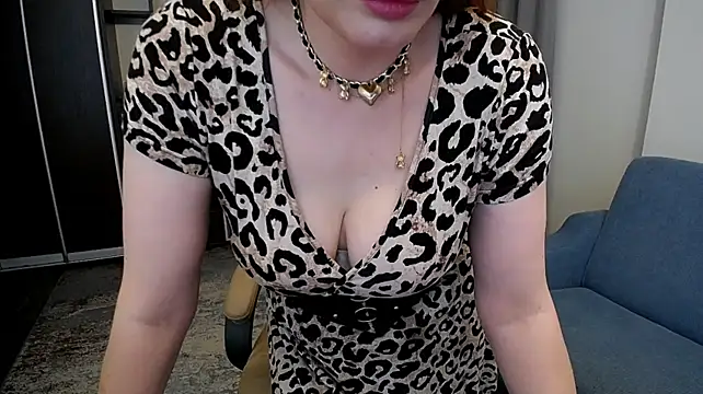 LindaLiony 现场XXX聊天