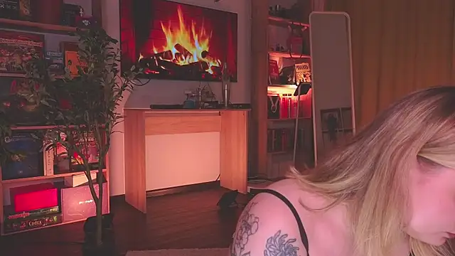 Hottie_Jane: онлайн-секс-чат