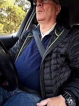 stiffandlubed@xh Show in webcam