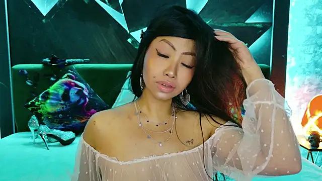 ElyaQuinn's Webcam Show