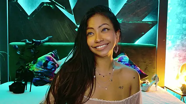 ElyaQuinn Live XXX-Chat