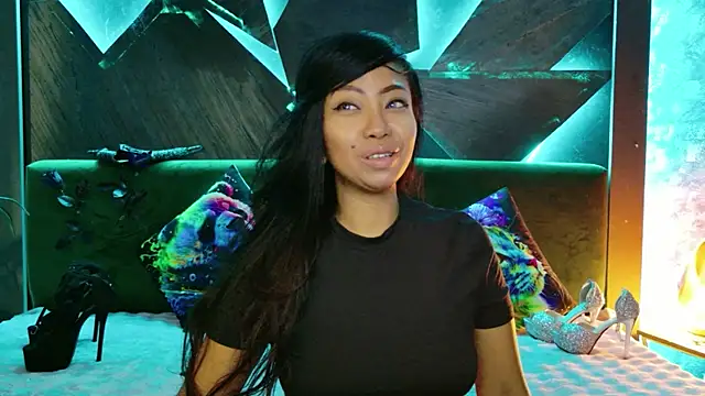 ElyaQuinn Chat XXX live
