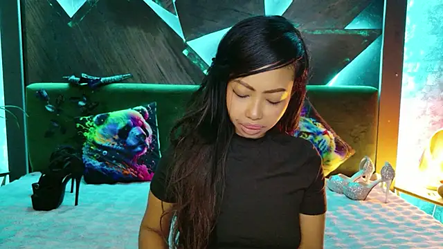 ElyaQuinn's Live XXX Chat