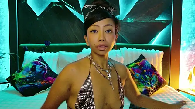 ElyaQuinn's Live XXX Chat