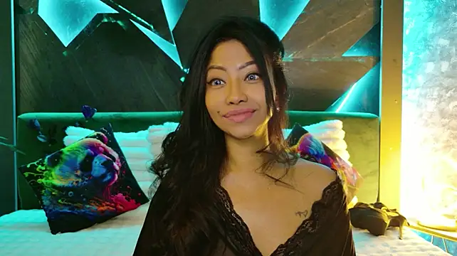 ElyaQuinn's Webcam Show