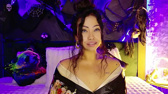 ElyaQuinn Live XXX-Chat