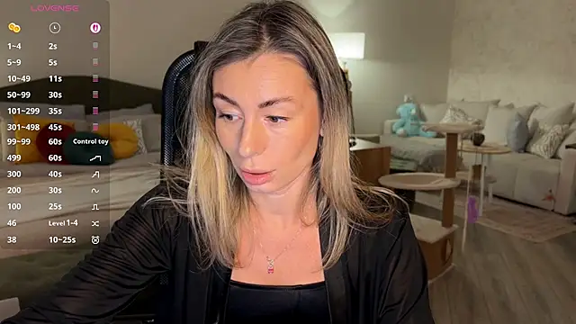 دردشة DannaEvan الجنسية المباشرة