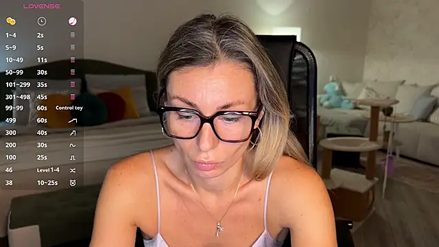 DannaEvan's Live XXX Chat