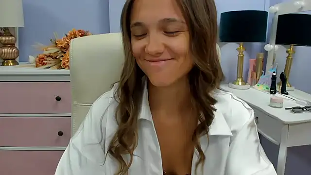 dirtyxEmily Chat XXX in diretta