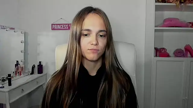 Show modela dirtyxEmily na web-kameri