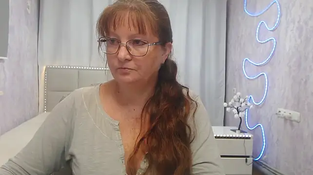 VanessaHotts Adlı Modelin Canlı XXX Sohbeti