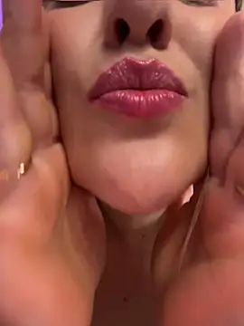 ELA_PS' Live XXX Chat