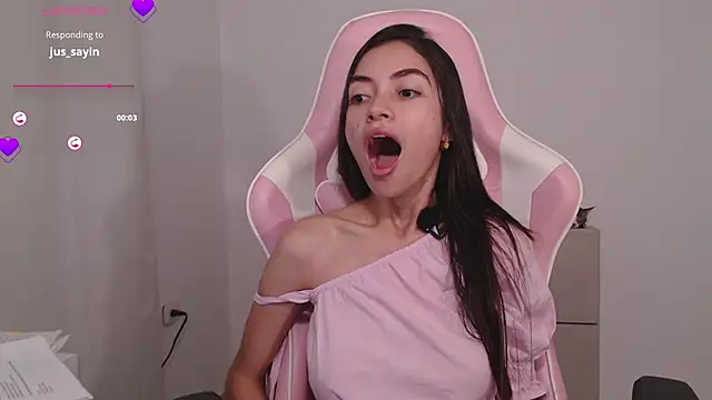 taty-tits Adlı Modelin Canlı XXX Sohbeti