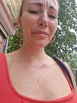 milflovelyxxx's Live XXX Chat