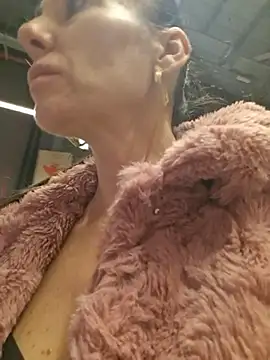 milflovelyxxx Chat XXX in diretta