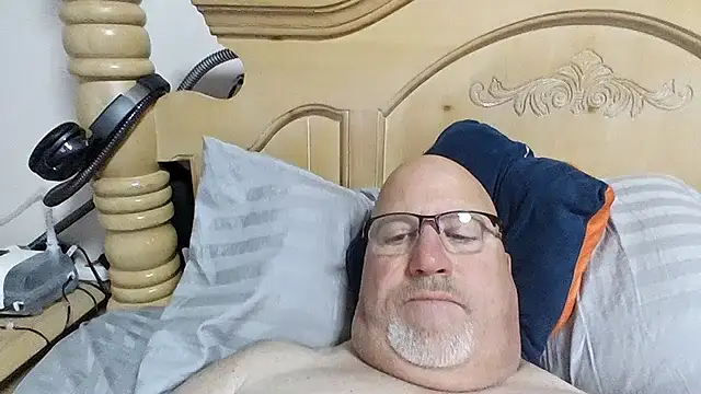 Bigbear0563's Webcam Show