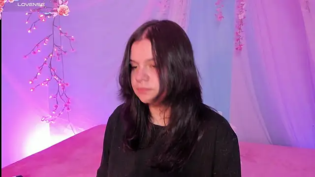 Mey_moon Chat XXX in diretta