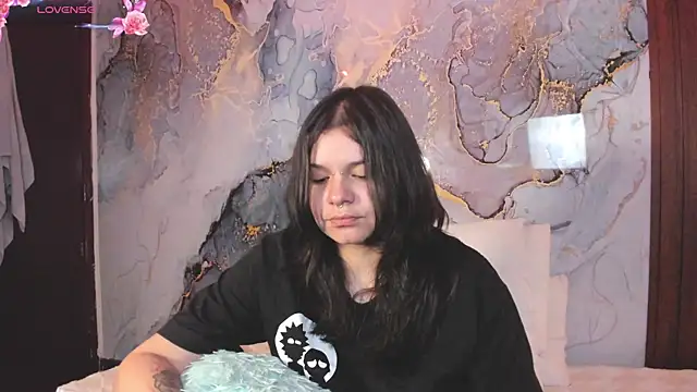 Mey_moon Chat XXX in diretta