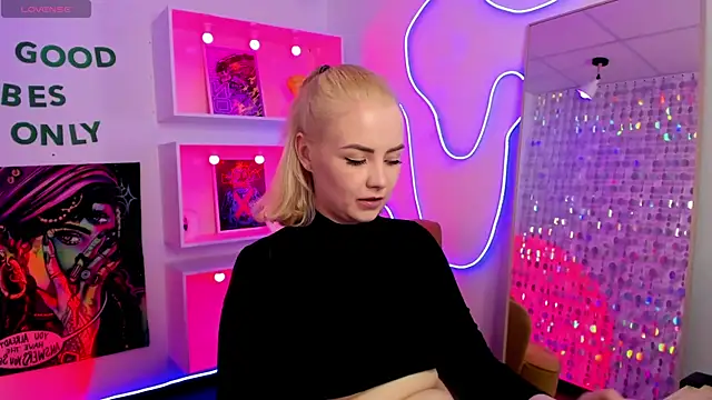 StephanieSweety Live XXX-chat