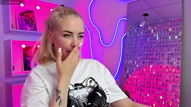 StephanieSweety's Live XXX Chat