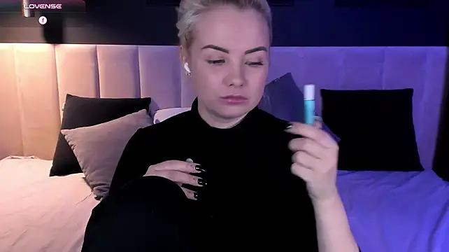 StephanieSweety webcam show