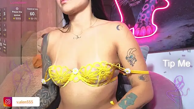 SofiaInk's Live XXX Chat