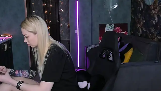 Blckmirrorr Live XXX-chat