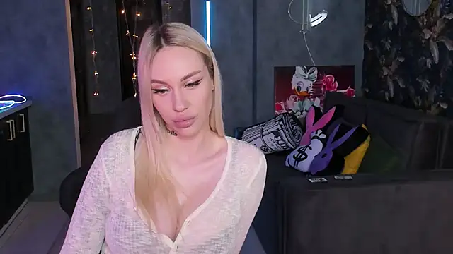 Blckmirrorr live XXX chat